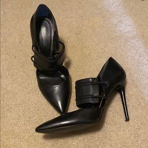 Kenneth Cole heels